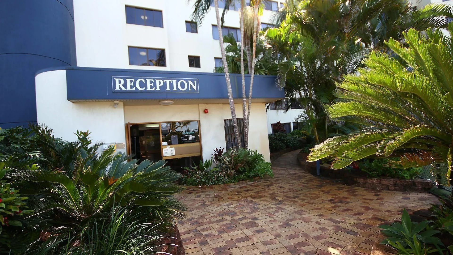 San Simeon Beachfront Apartments Tugun Gold Coast Aparthotel