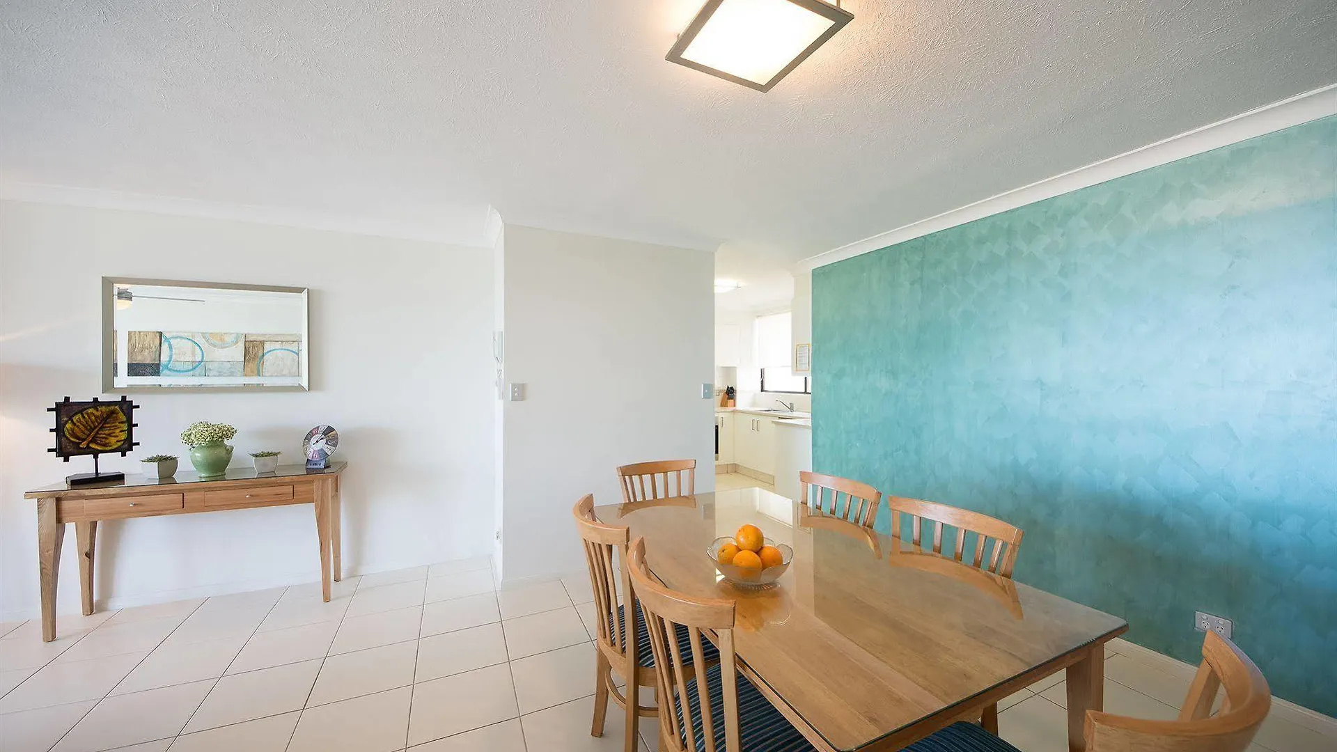 *** Aparthotel San Simeon Beachfront Apartments Tugun Gold Coast Australia