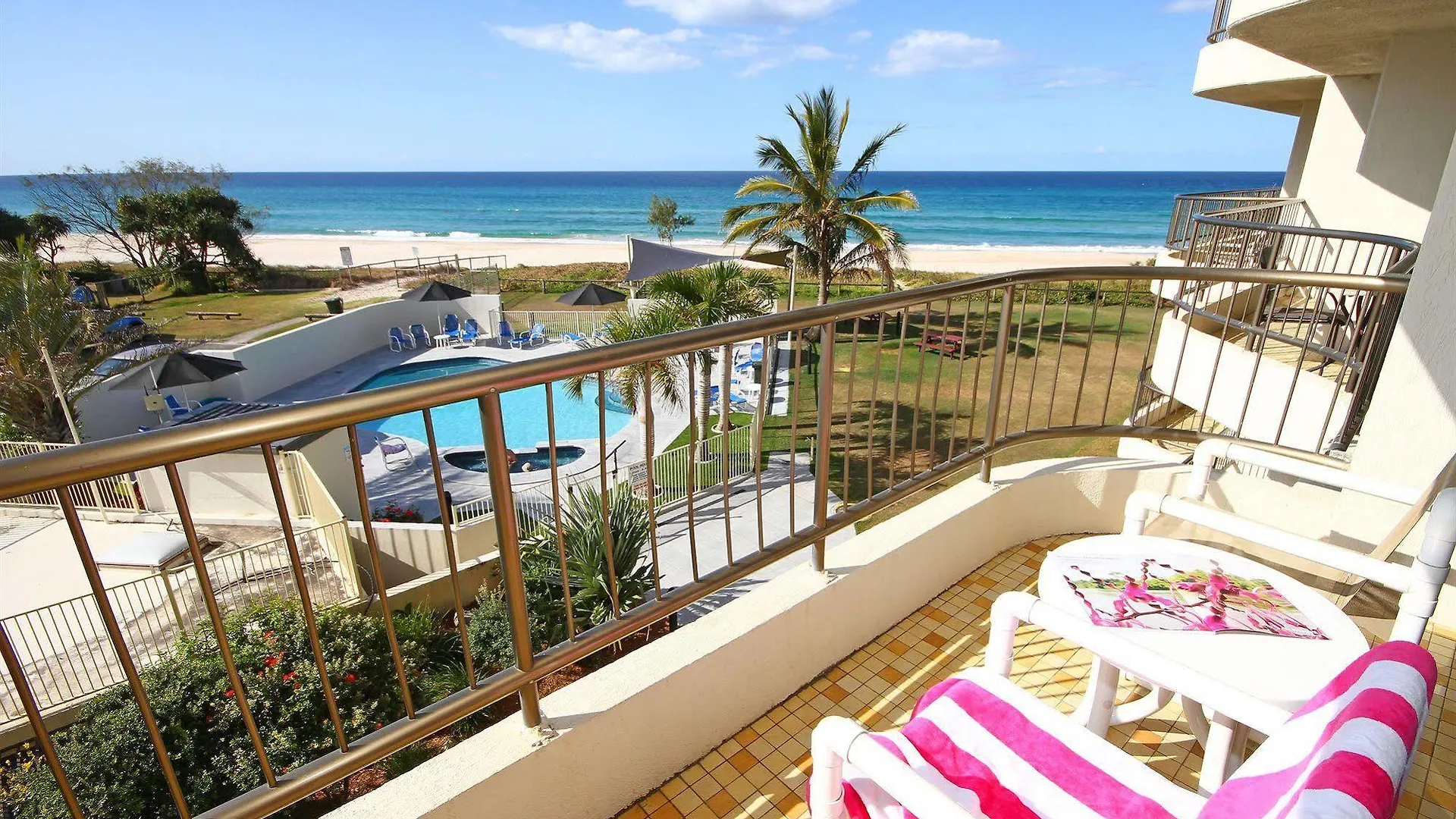 San Simeon Beachfront Apartments Tugun Gold Coast