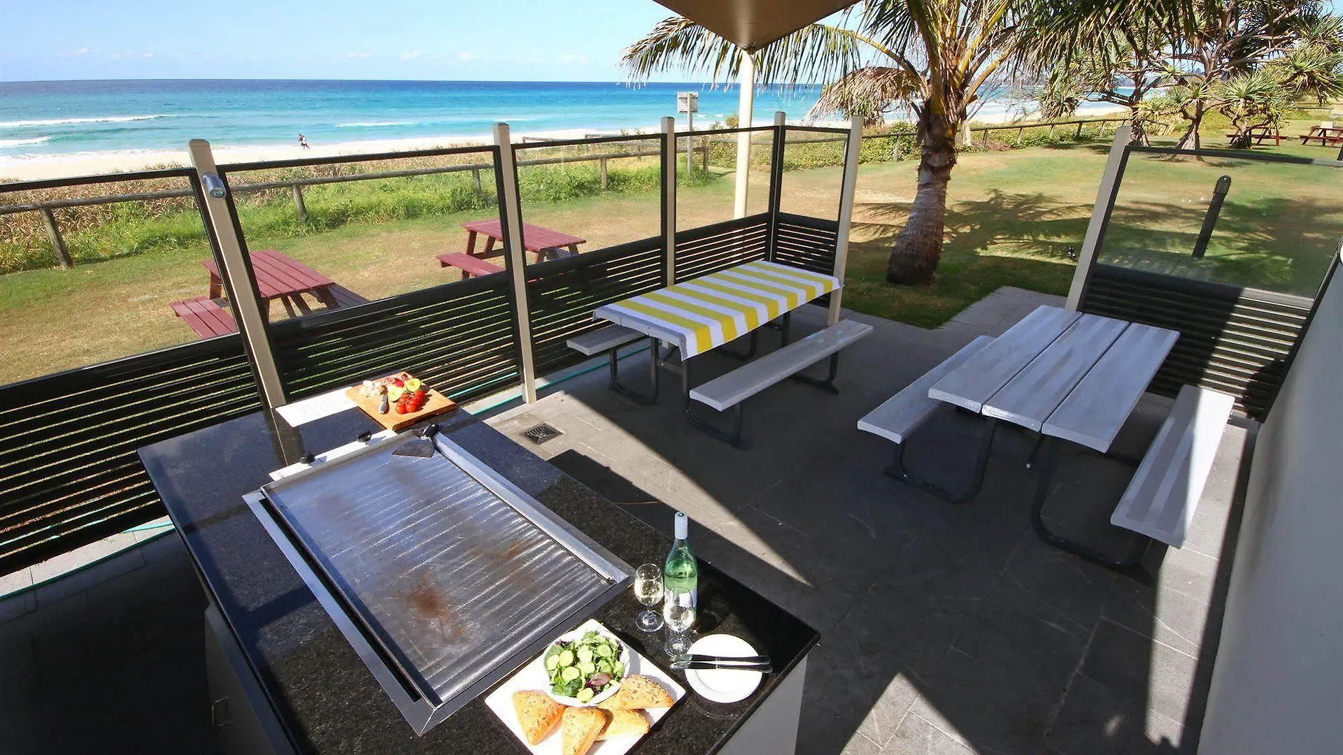 San Simeon Beachfront Apartments Tugun Gold Coast 3*,  Australia